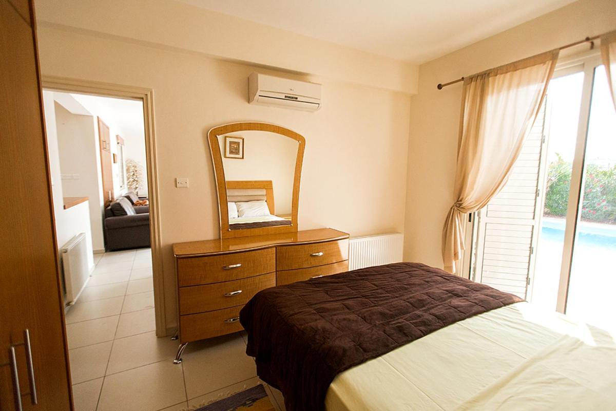 Atlantica 4 Bedroom Villa Near The Beach Protaras Bagian luar foto